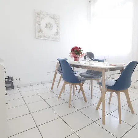 Apartament 200m Des Demoiselles- Pour 4