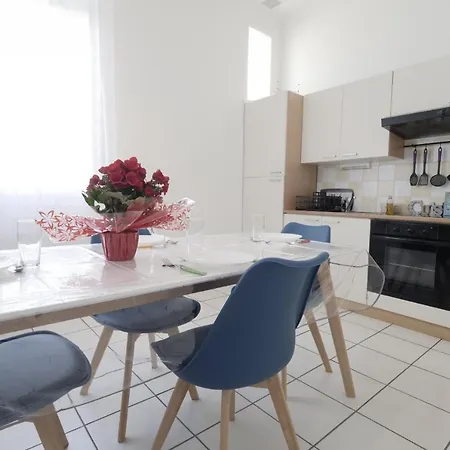 200m Des Demoiselles- Pour 4 Apartament